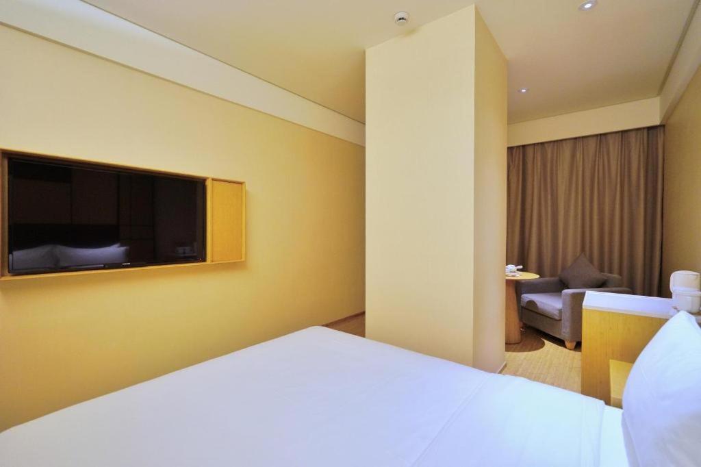 Ji Hotel Shanghai Hongqiao Yan'An XI Road Kültér fotó