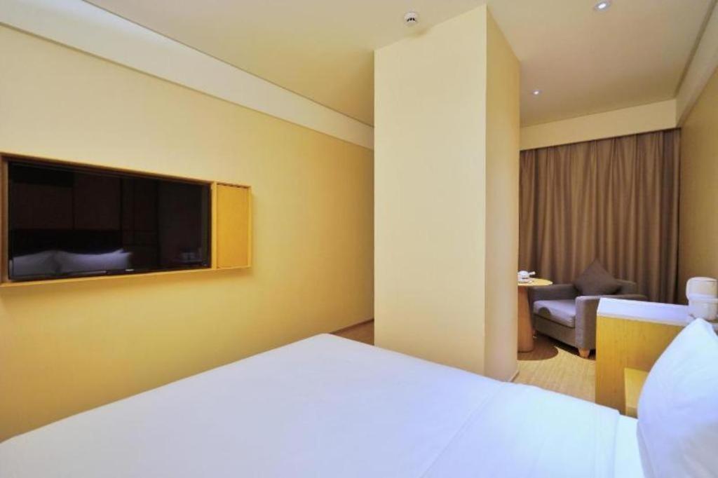 Ji Hotel Shanghai Hongqiao Yan'An XI Road Kültér fotó